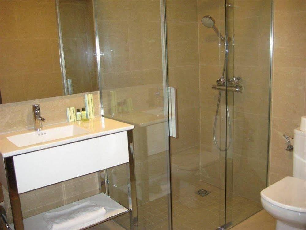 Dinastia Hotel Getafe Buitenkant foto